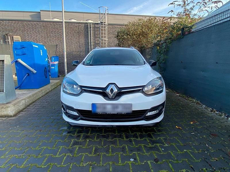 Gebraucht Renault Mégane III 110 PS (80 kW) 2015 Weiß Kombi
