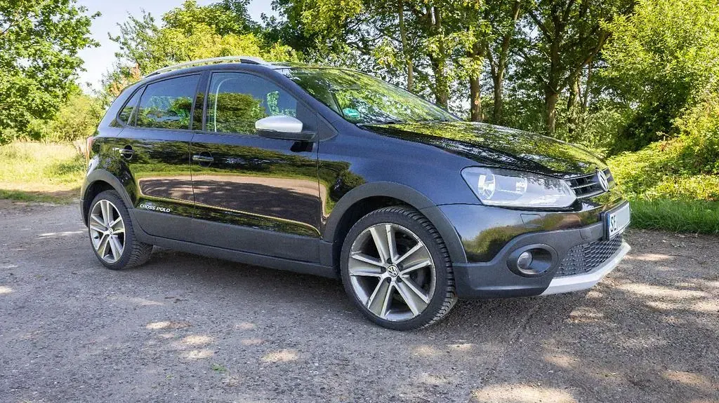 Gebraucht VW Polo Cross 90 PS (66 kW) 2010 Schwarz Kleinwagen