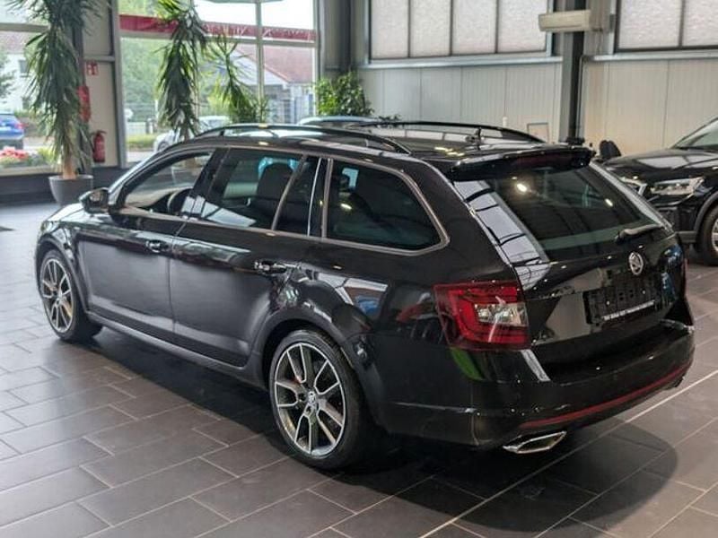 Gebraucht Skoda Octavia RS 245 PS (180 kW) 2020 Cerna magic/black magic Kombi