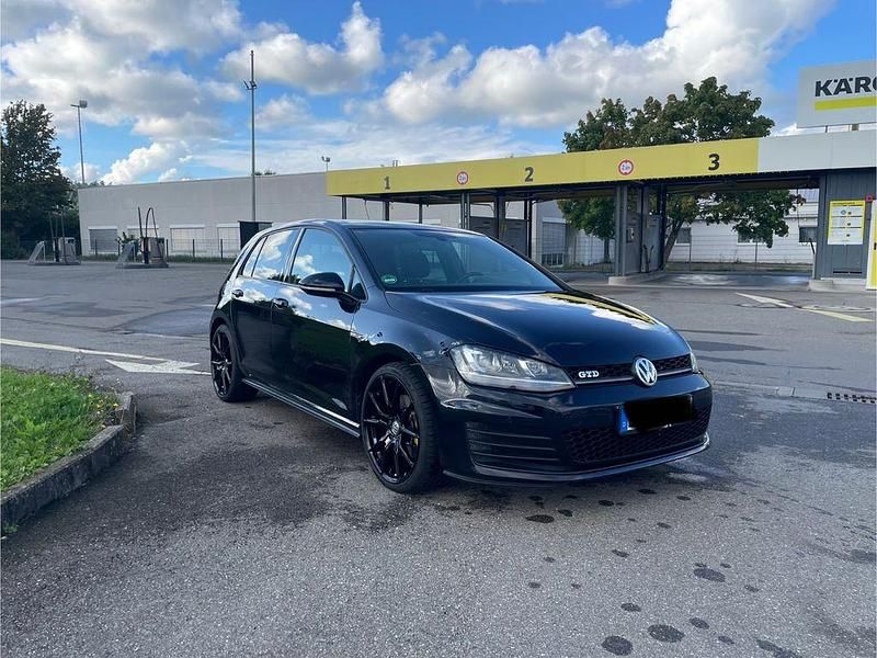 Schwarz Gebraucht 2016 VW Golf VII GTD Limousine | 15.400 € (Fairer Preis) - Bild 1/4