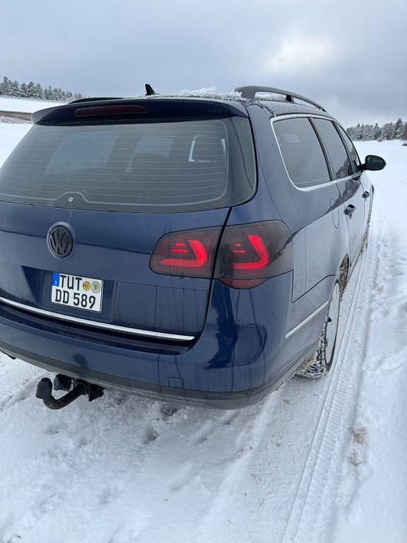 Gebraucht VW Passat Comfortline 170 PS (125 kW) 2010 Blau Kombi