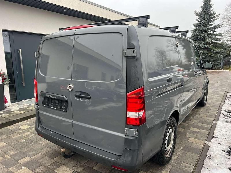Gebraucht Mercedes Vito 190 PS (139 kW) 2020 Arktikweiss Van