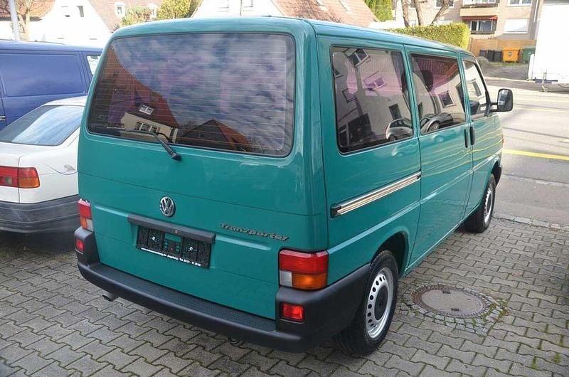 Gebraucht VW T4 116 PS (85 kW) 1999 Friesengrün Van