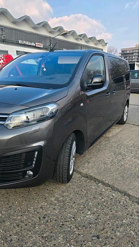 Gebraucht Citroën Spacetourer 177 PS (130 kW) 2019 Grau Van / Kleinbus