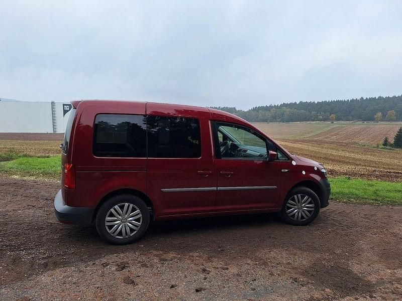 Andere farben Gebraucht 2016 VW Caddy Trendline Van / Kleinbus | 13.300 € (Superpreis) - Bild 1/4