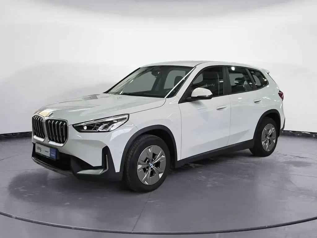 Begagnad BMW iX1 Performance 230 kW (313 HK) 2022 Vit SUV