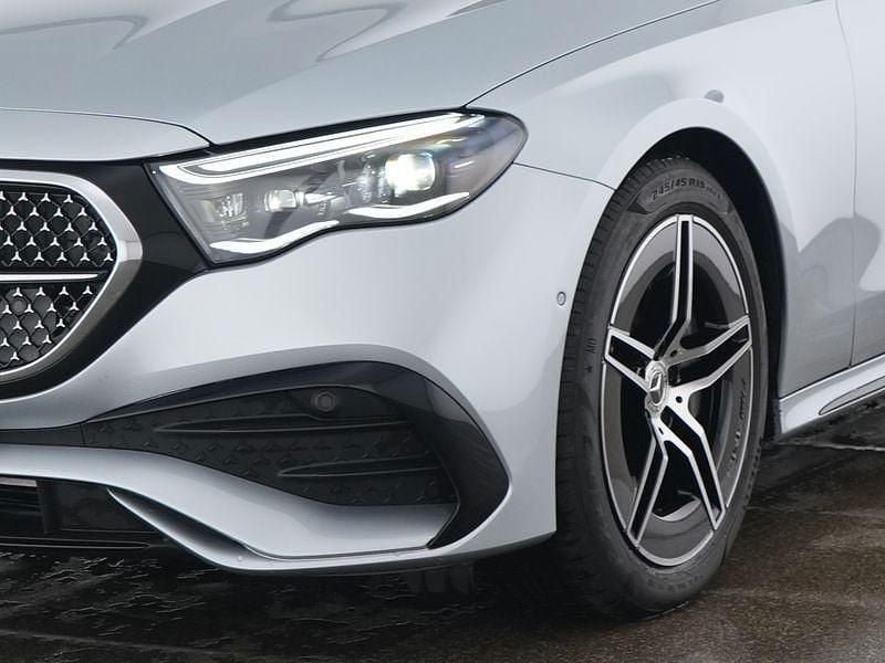 Gebraucht Mercedes E220 AMG 197 PS (144 kW) 2025 Silber Limousine