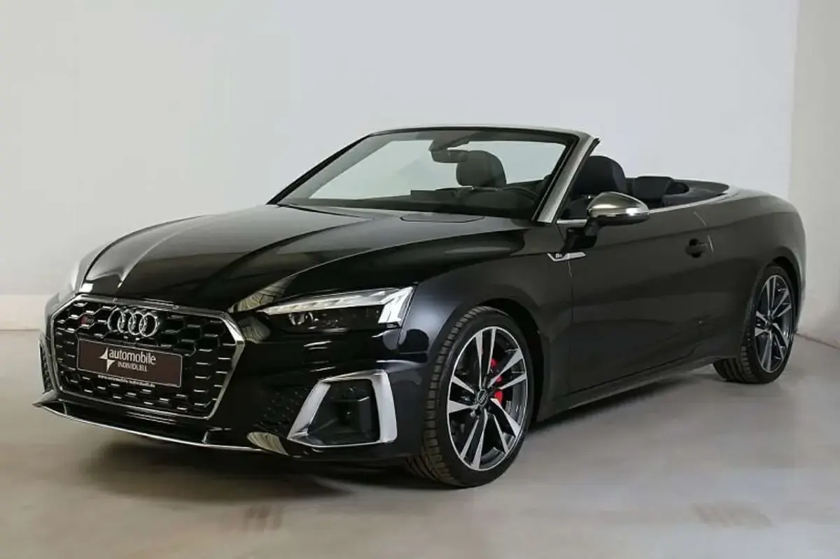 Gebraucht Audi S5 Cabriolet Sport 354 PS (260 kW) 2024 Mythos black (metallic) Cabrio