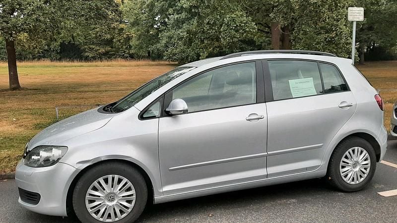Silber Gebraucht 2009 VW Golf Plus Cross Van / Kleinbus | 2.500 € (Superpreis) - Bild 1/4