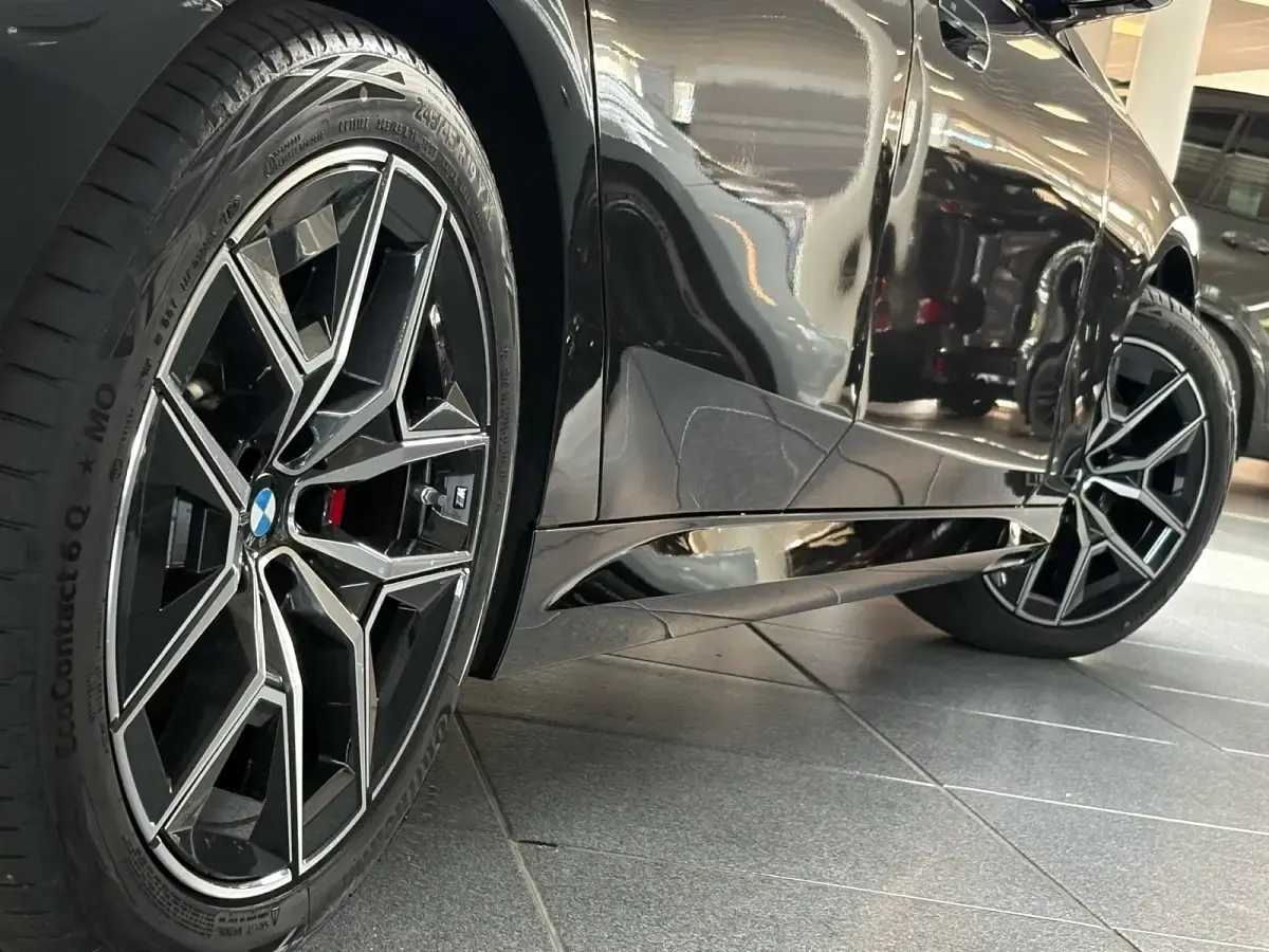 Neu BMW 540 M Sport 286 PS (210 kW) 2026 Grau Kombi