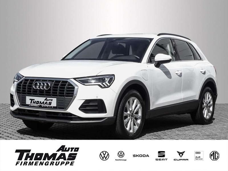 Weiß Gebraucht 2022 Audi Q3 Basis SUV | 26.279 € (Guter Preis) - Bild 1/3
