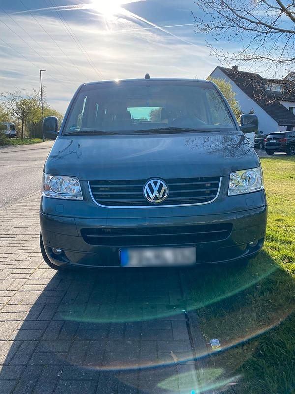 Usata VW Multivan 2008 Grigio Monovolume