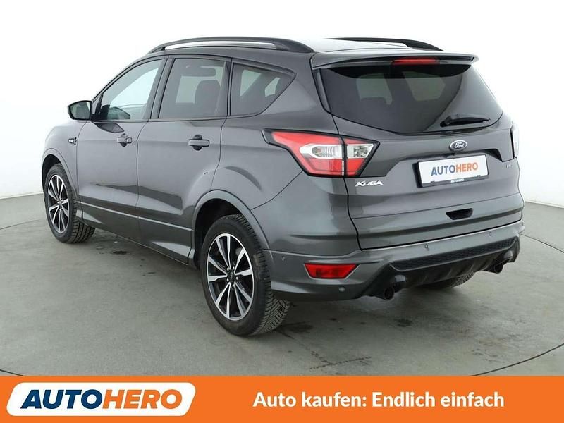 Gebraucht Ford Kuga ST-Line 175 PS (128 kW) 2019 Grau SUV