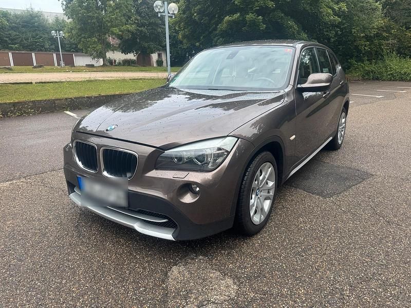 Braun Gebraucht 2010 BMW X1 SUV | 5.500 € (Superpreis) - Bild 1/4