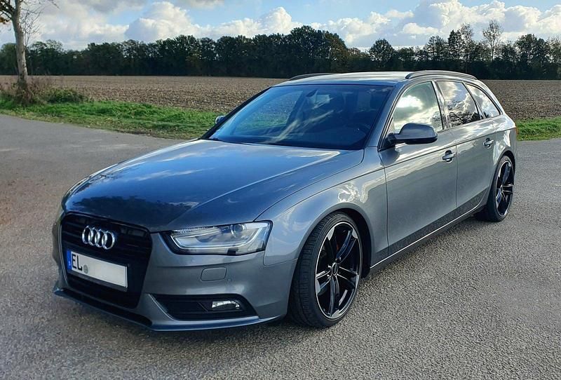 Gebraucht Audi A4 177 PS (130 kW) 2013 Grau Kombi