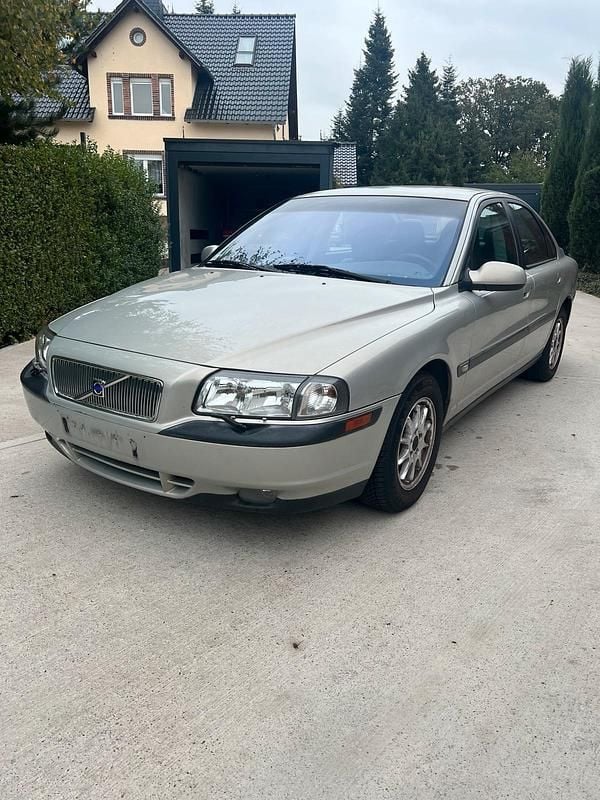 Silber Gebraucht 2000 Volvo S80 Limousine | 1.000 € (Guter Preis) - Bild 1/4