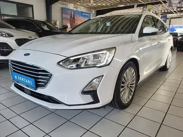 Gebraucht Ford Focus Cool & Connect 120 PS (88 kW) 2019 Weiß Kombi