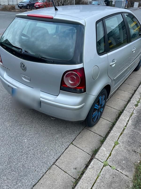 Gebraucht VW Polo 55 PS (40 kW) 2006 Silber Kleinwagen