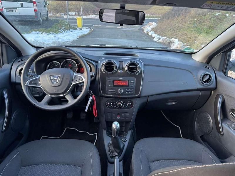 Gebraucht Dacia Logan Comfort 90 PS (66 kW) 2018 Gletscherweiss Kombi