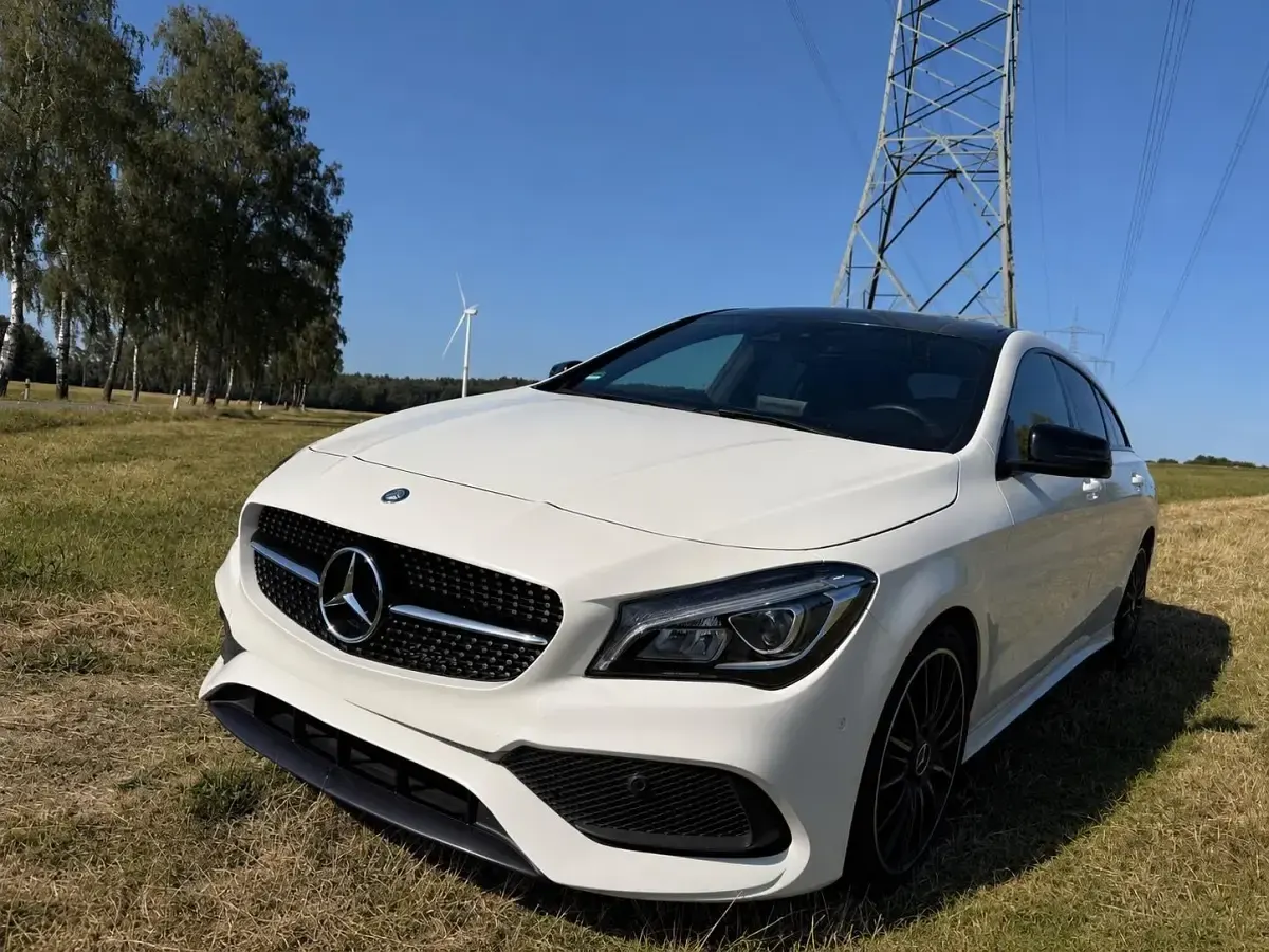 Gebraucht Mercedes CLA180 AMG 122 PS (89 kW) 2016 Weiß Coupé