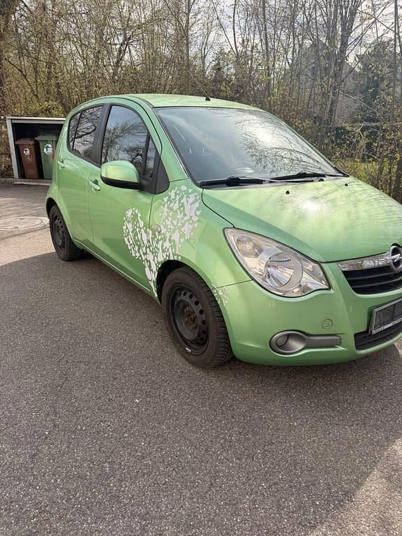 Gebraucht Opel Agila 65 PS (47 kW) 2008 Grün Kleinwagen