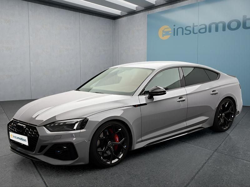 Grau Gebraucht 2024 Audi RS5 Limousine | 83.449 € (Etwas zu teuer) - Bild 1/4