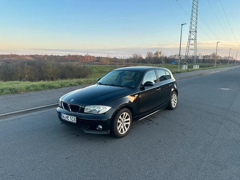 Schwarz Gebraucht 2006 BMW 118 Kleinwagen | 3.000 € (Superpreis) - Bild 1/4