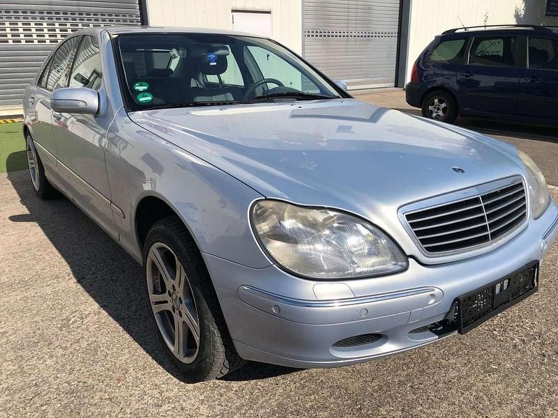 Grau Gebraucht 1999 Mercedes S320 Limousine | 2.222 € (Superpreis) - Bild 1/4