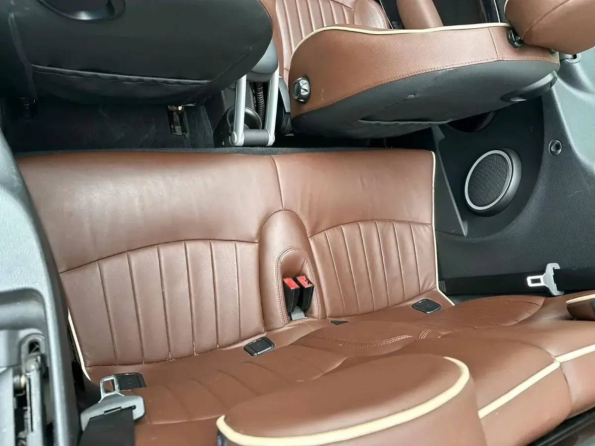 Gebraucht Mini Cooper Cabriolet 120 PS (88 kW) 2010 Weiß Cabrio