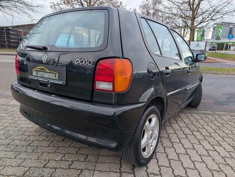 Gebraucht VW Polo Comfortline 50 PS (36 kW) 1997 Schwarz Kleinwagen
