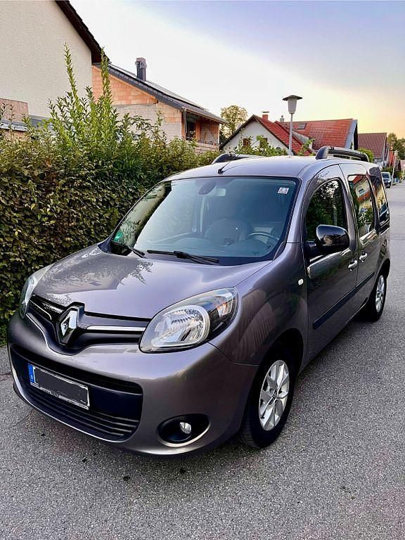 Grau Gebraucht 2018 Renault Kangoo LIMITED Van / Kleinbus | 14.000 € (Etwas zu teuer) - Bild 1/4