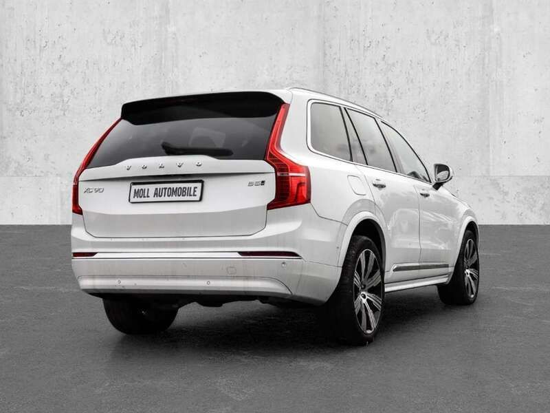 Gebraucht Volvo XC90 Ultimate 235 PS (172 kW) 2023 Crystal white / metallic SUV