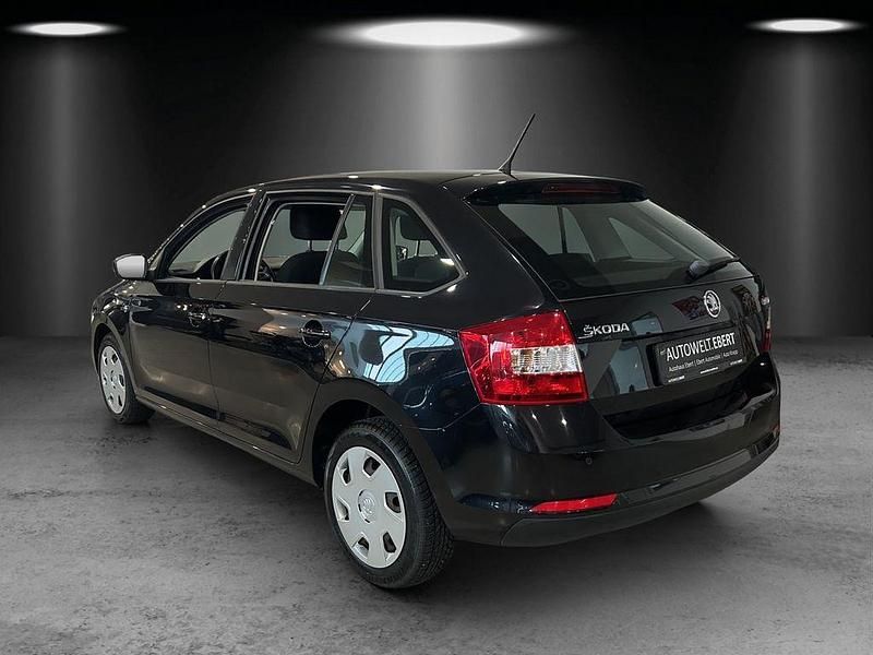 Gebraucht Skoda Rapid Ambition 86 PS (63 kW) 2015 Schwarz Kleinwagen