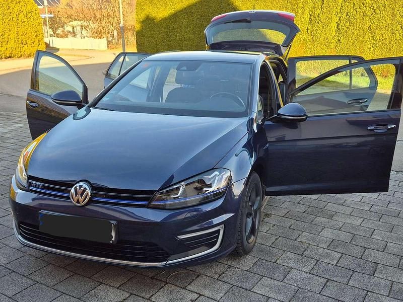 Gebraucht VW Golf VII GTE 150 PS (110 kW) 2015 Blau Limousine