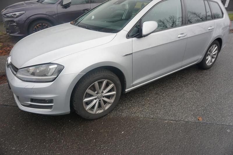 Gebraucht VW Golf VII LOUNGE 150 PS (110 kW) 2015 Silber Kombi