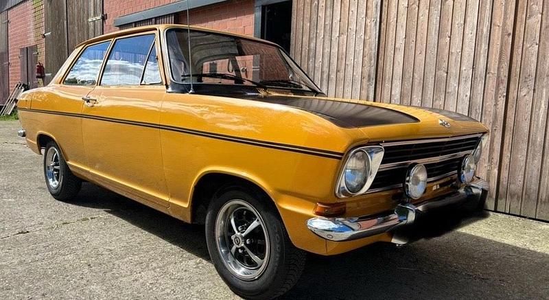 Gelb Gebraucht 1973 Opel Kadett Limousine | 6.700 € - Bild 1/4