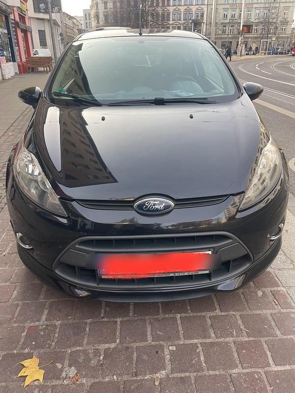 Gebraucht Ford Fiesta Viva 82 PS (60 kW) 2011 Schwarz Kleinwagen