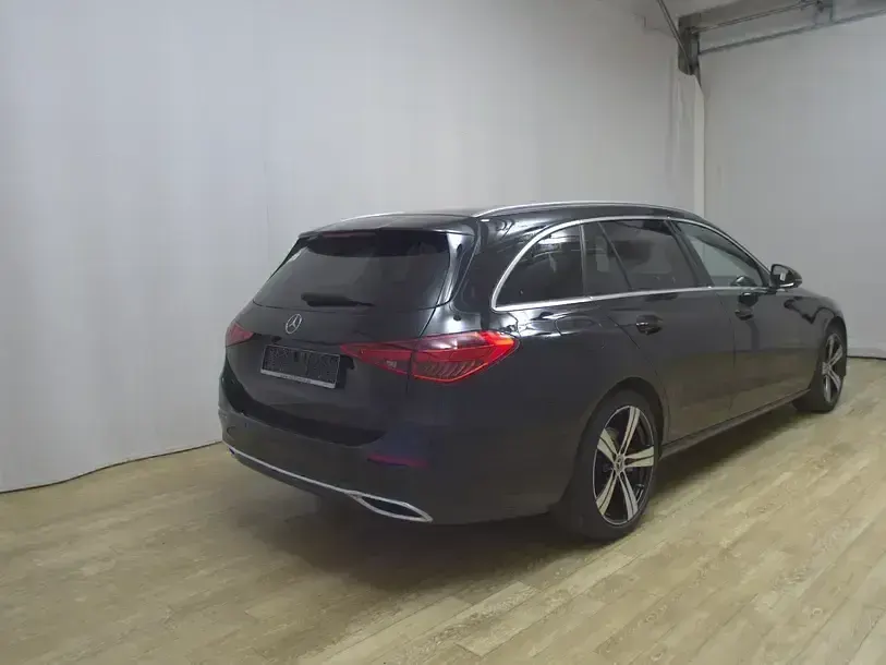 Gebraucht Mercedes C220 Avantgarde 220 PS (161 kW) 2022 Schwarz Kombi