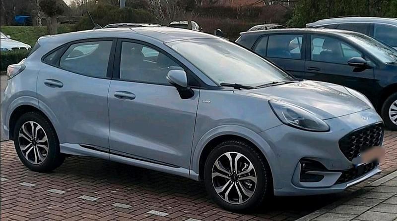 Gebraucht Ford Puma ST-Line 155 PS (114 kW) 2022 Grau SUV