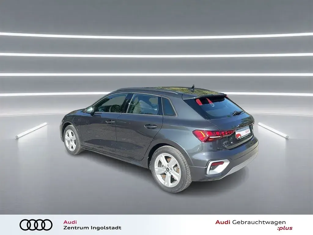 Gebraucht Audi A3 Sport 204 PS (150 kW) 2025 Manhattangrau metallic Limousine