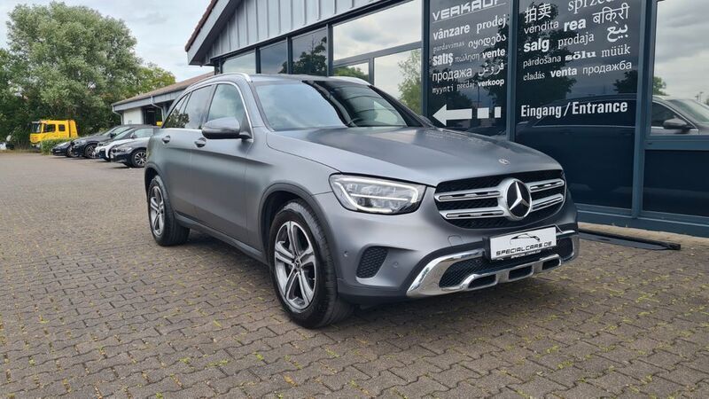 Designo magno grau Gebraucht 2020 Mercedes GLC220 SUV | 29.990 € (Guter Preis) - Bild 1/4
