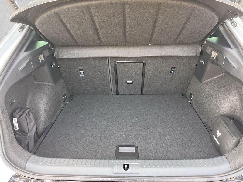 Neu Cupra Formentor 204 PS (150 kW) 2025 Weiss SUV