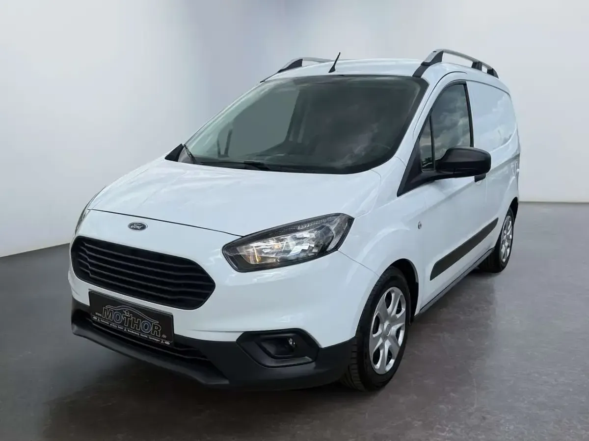 Gebraucht Ford Transit Trend 101 PS (74 kW) 2022 Frostweiß Van / Kleinbus