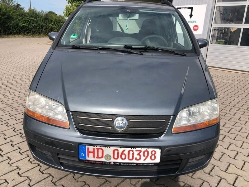 Gebraucht Fiat Idea Dynamic 95 PS (69 kW) 2003 Grau Van / Kleinbus