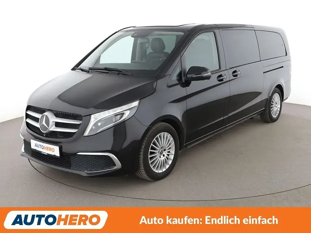 Gebraucht Mercedes V300 Avantgarde Edition 237 PS (174 kW) 2022 Van / Kleinbus
