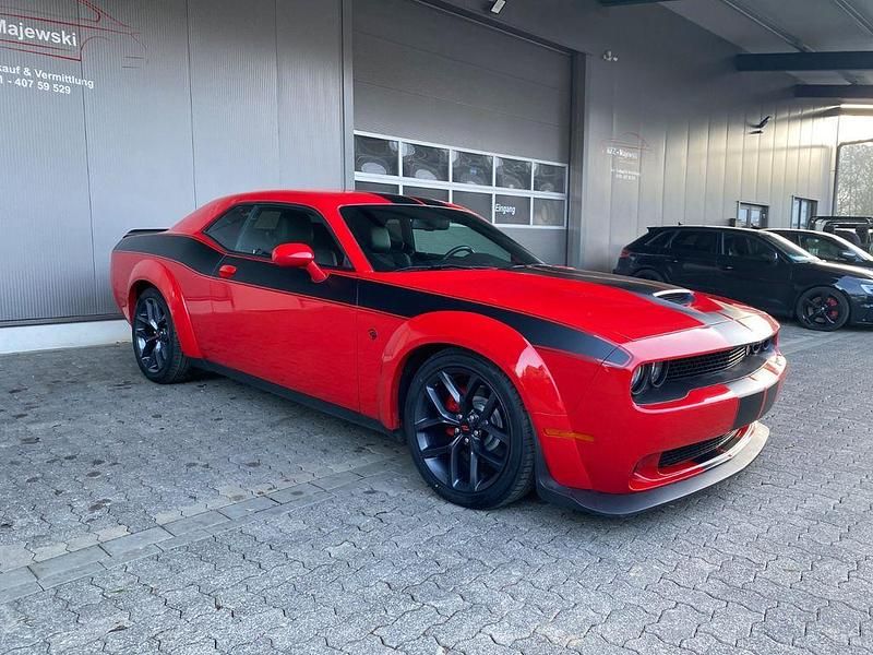 Gebraucht Dodge Challenger 373 PS (274 kW) 2021 Rot Coupé