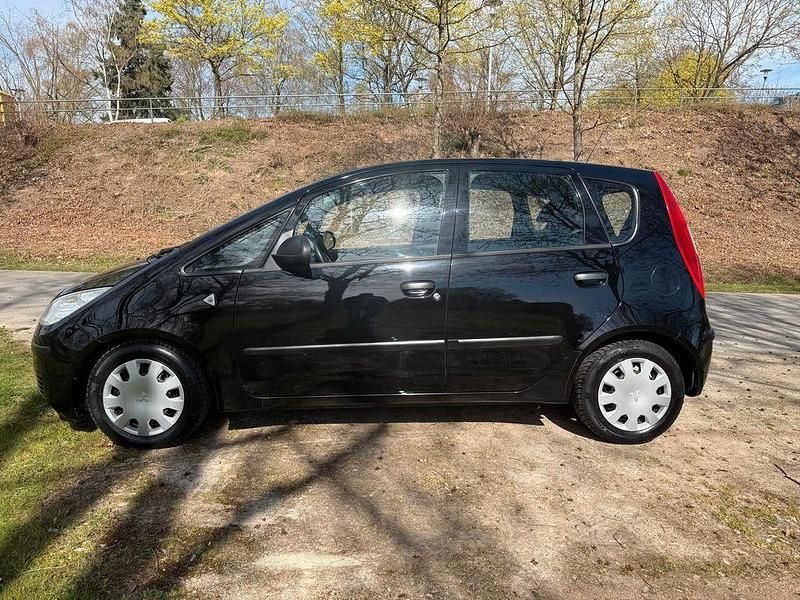 Gebraucht Mitsubishi Colt 75 PS (55 kW) 2005 Schwarz Kleinwagen