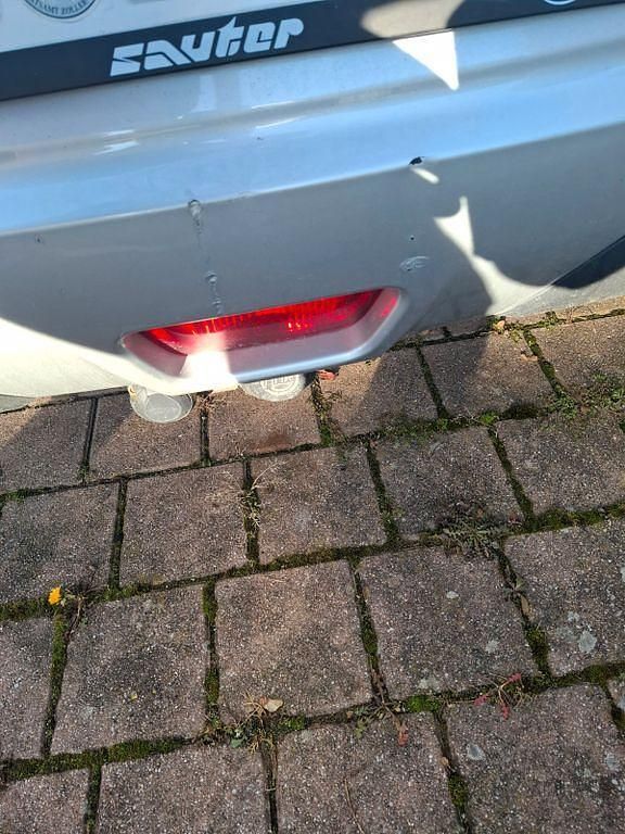 Gebraucht Ssangyong (KGM) Tivoli Quartz 128 PS (94 kW) 2016 Silber SUV