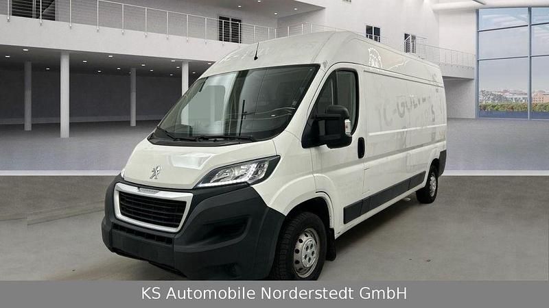 Gebraucht Peugeot Boxer Premium 131 PS (96 kW) 2018 Weiß Van