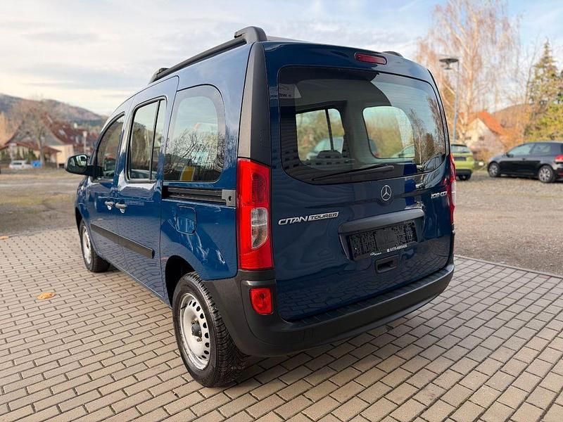 Gebraucht Mercedes Citan 108 75 PS (55 kW) 2018 Blau Kombi
